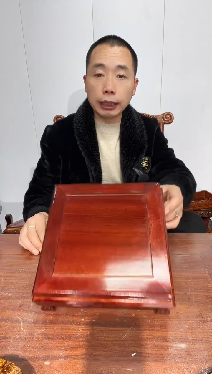 木 非花正方23*23*10.5