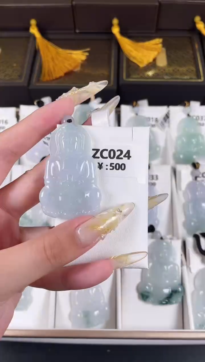 颈饰未镶嵌翡翠ZC024翡翠冰绿观音+孤品+送同款绳子