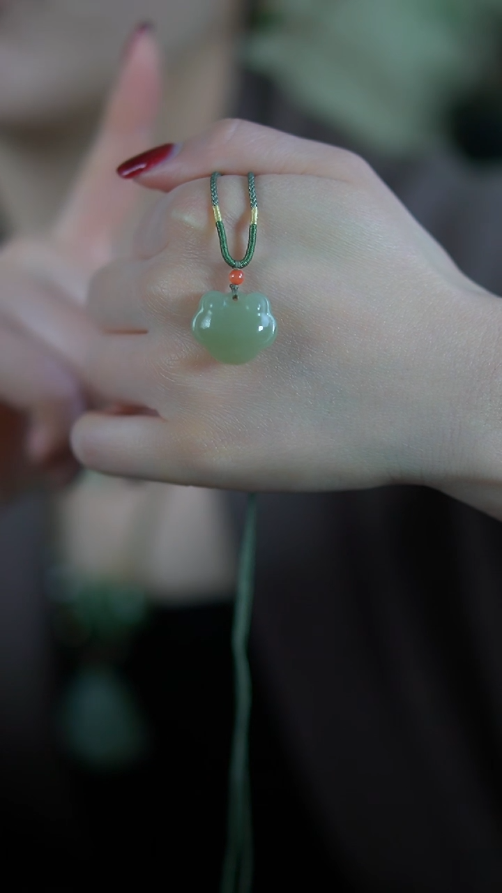 【闪购商品】和田玉颈饰未镶嵌晴水宝宝锁