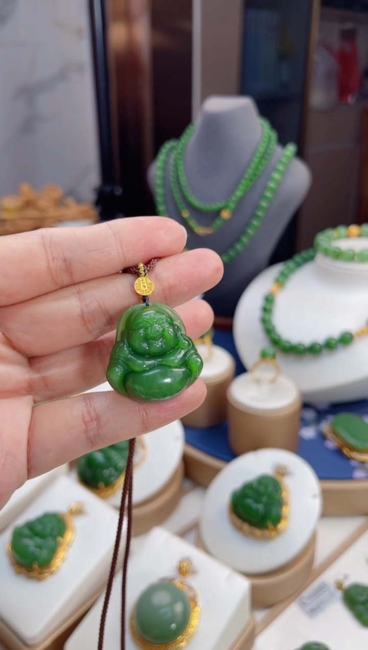 【闪购商品】和田玉吊坠18K金镶嵌佛公