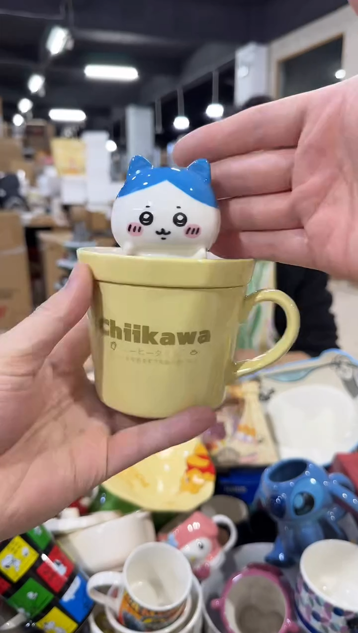 瓷片原盒小八带盖杯