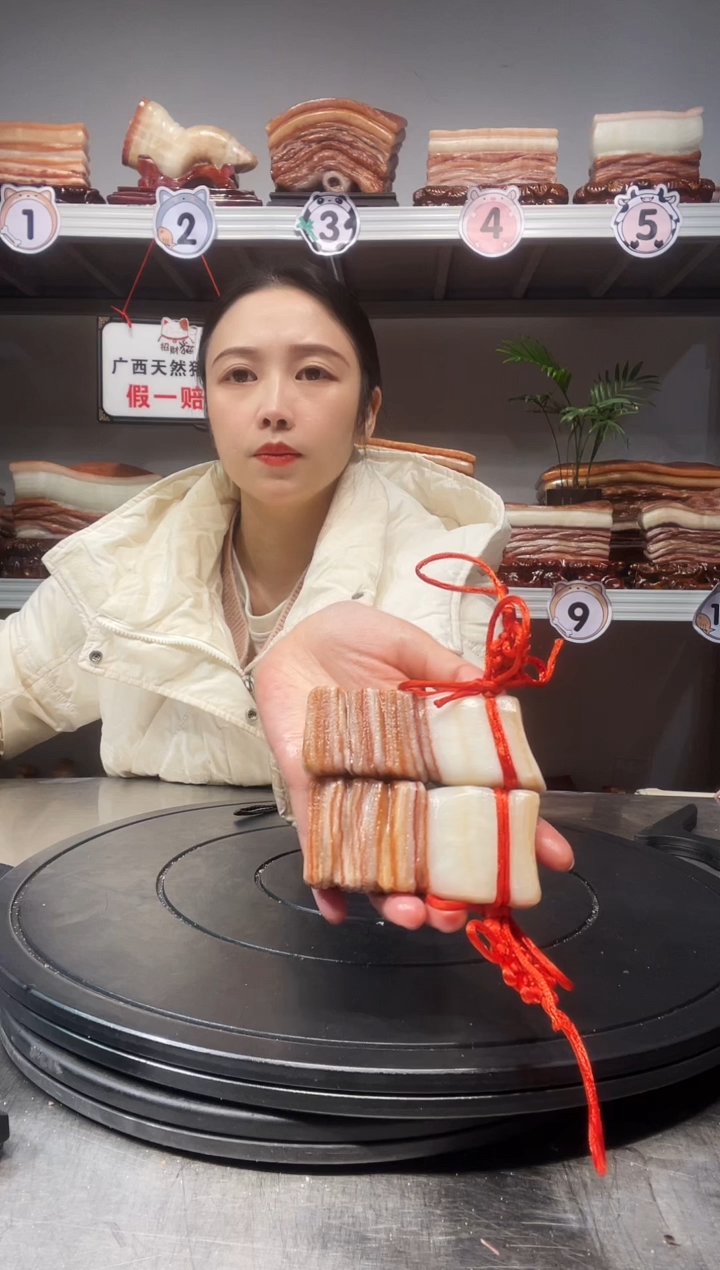 【闪购商品】天然石材柳州猪肉石