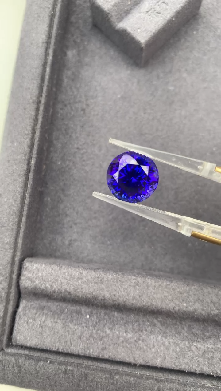 未镶嵌珠宝半成品坦桑石9.5ct坦桑石 FE 定制