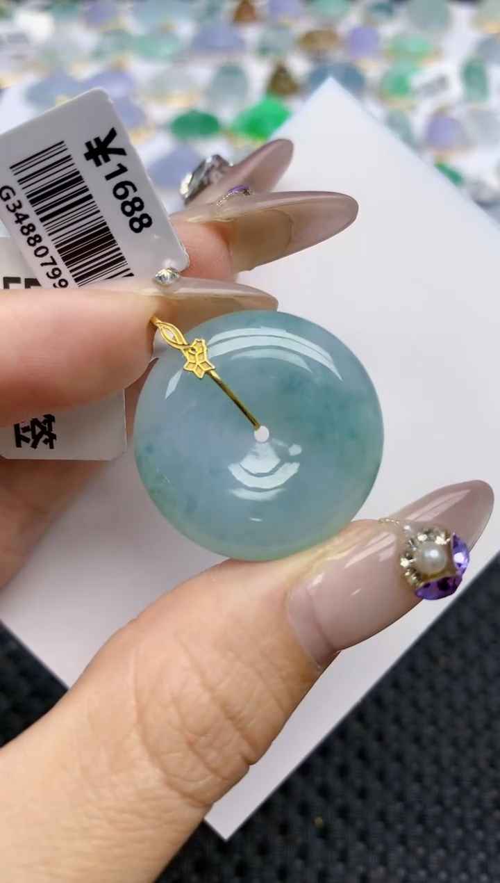 翡翠挂件18K金镶嵌364    天然翡翠A货