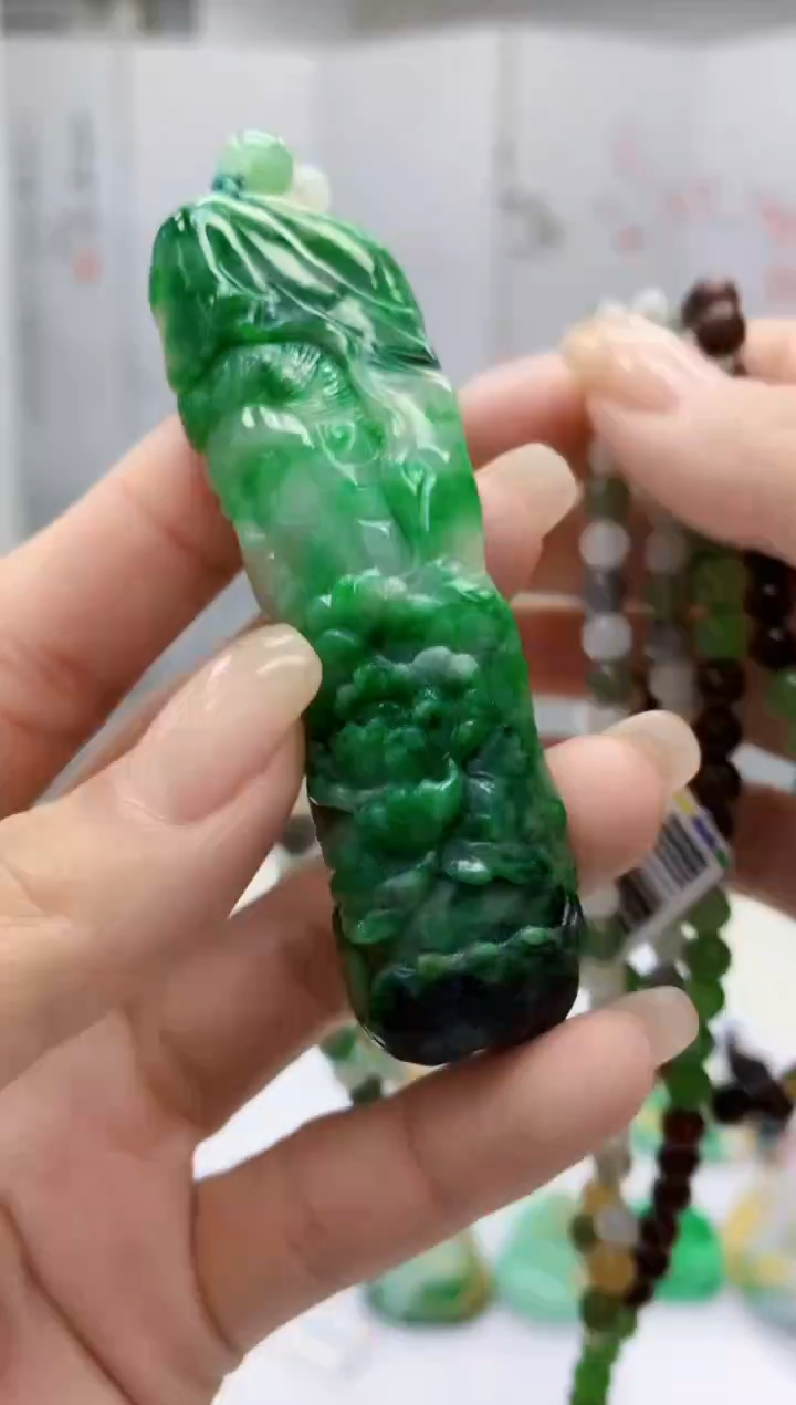 【闪购商品】定制翡翠未镶嵌4852lr-毛货挂件送珠链188