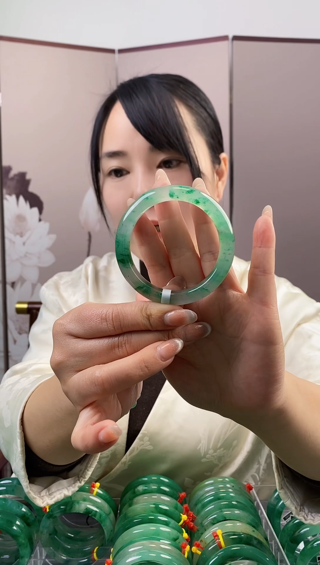 【闪购商品】石英质玉手镯未镶嵌32