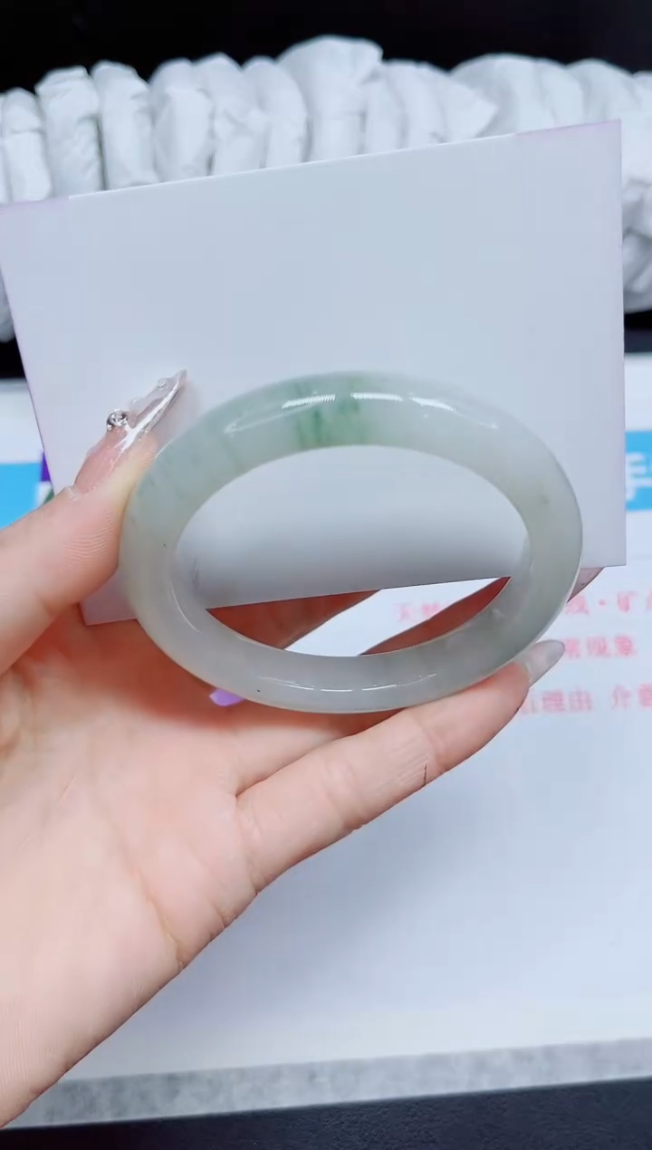 石英质玉手镯未镶嵌186