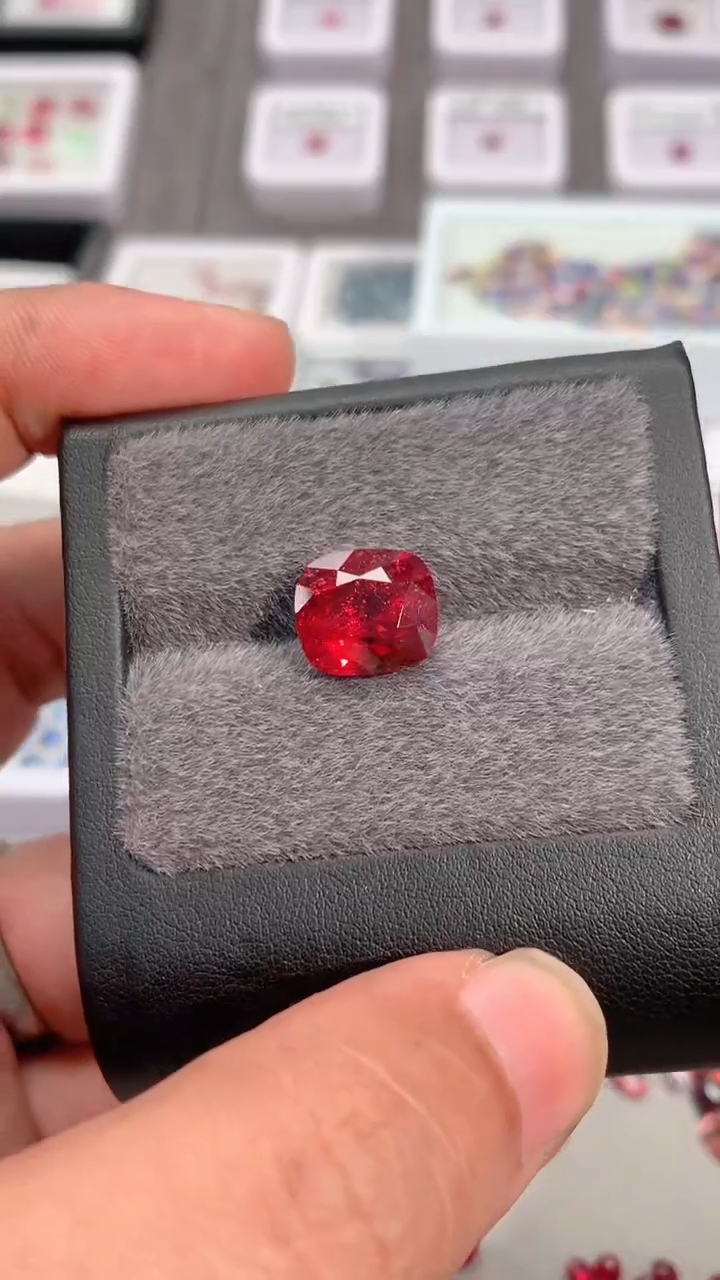 【闪购商品】尖晶石裸石未镶嵌7.75