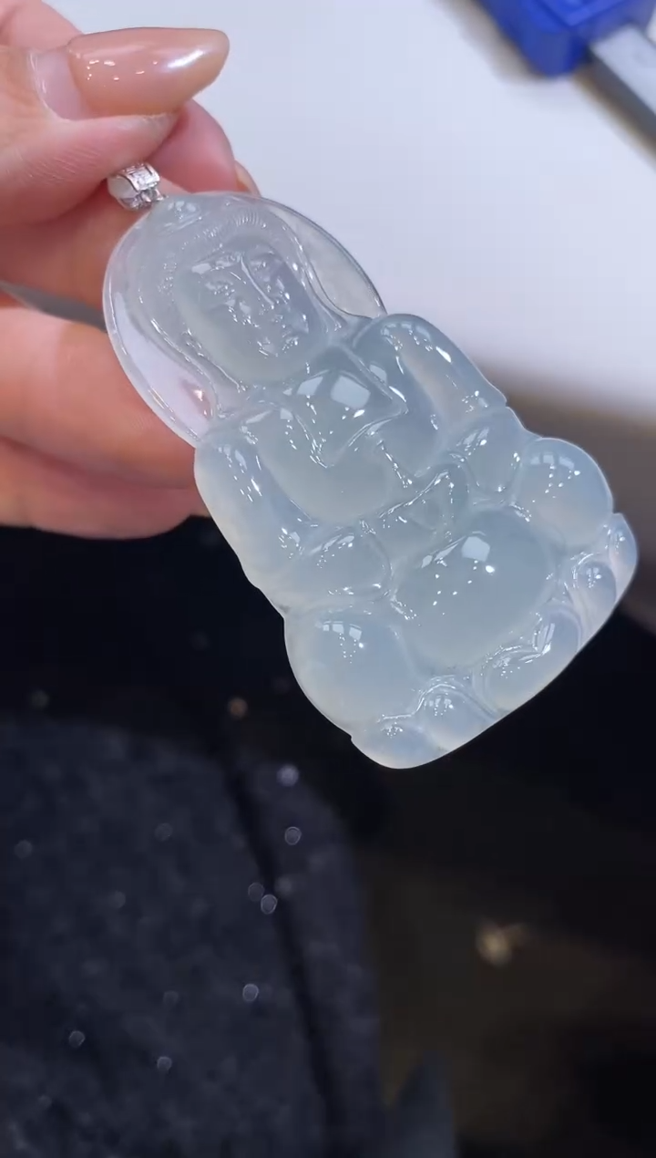 吊坠(不含链)18K金镶嵌翡翠观音