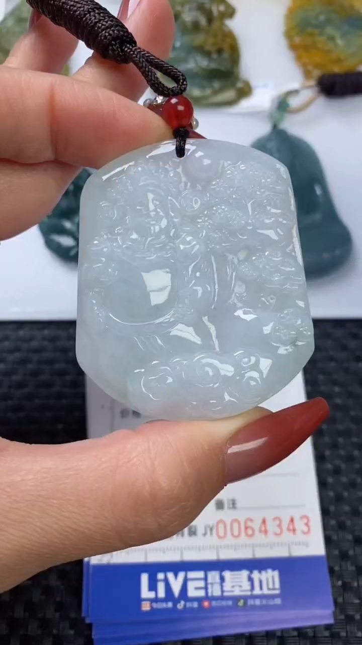 【闪购商品】翡翠颈饰未镶嵌1111111111111111