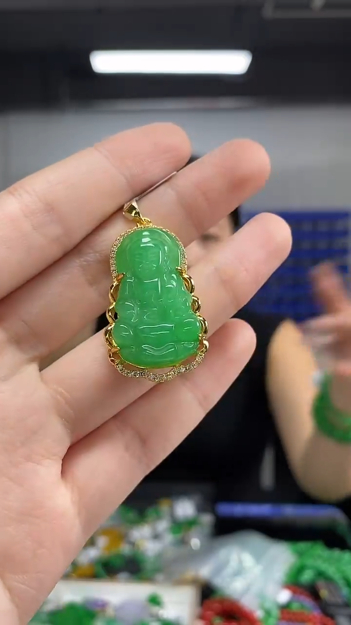 颈饰未镶嵌翡翠闪购链接   多样性发其一颜色微差·