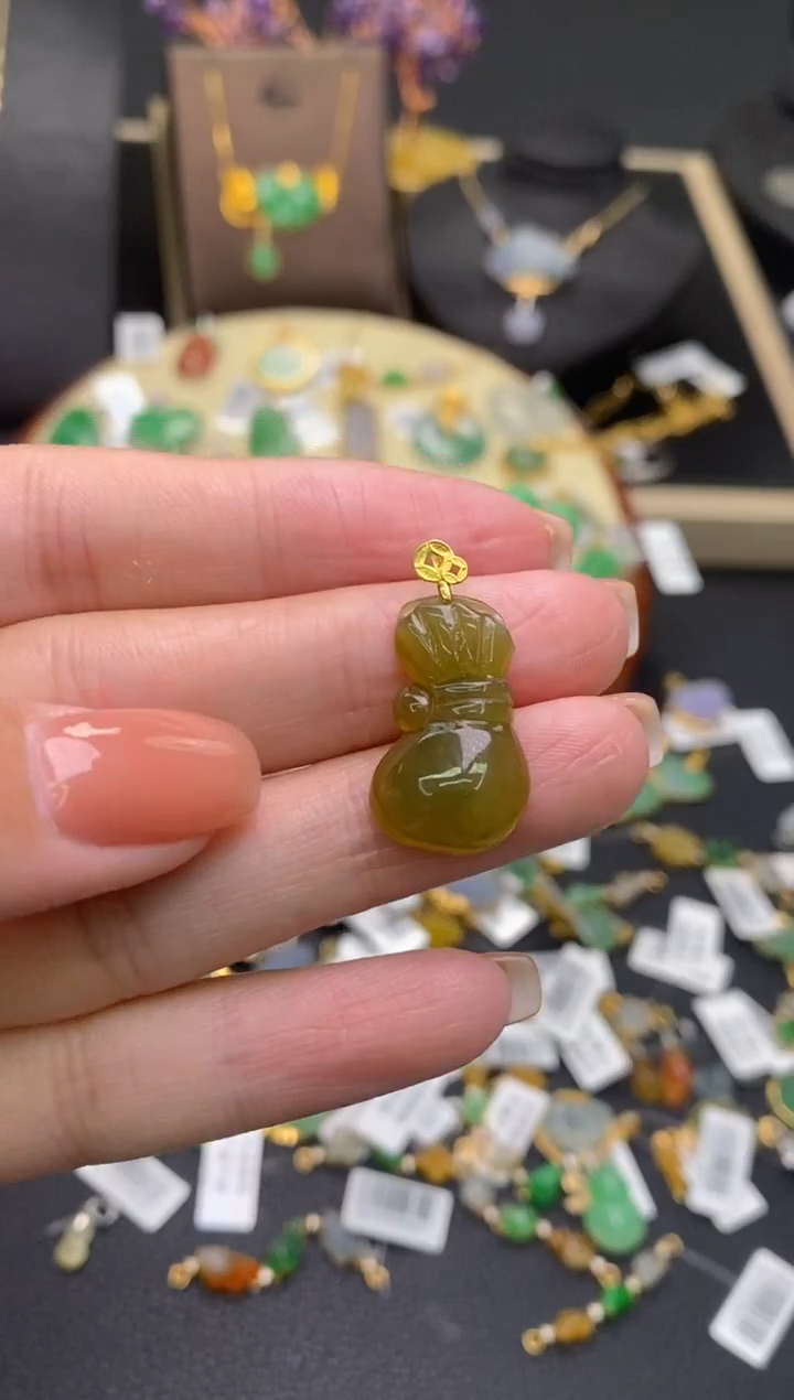 【闪购商品】翡翠18K金镶嵌颈饰净货17375