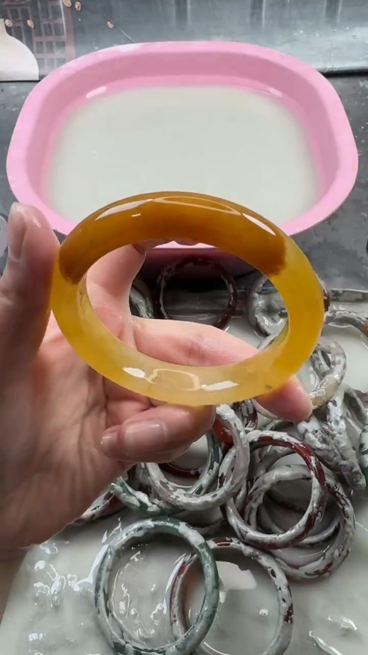 【闪购商品】石英质玉手镯未镶嵌128 6162