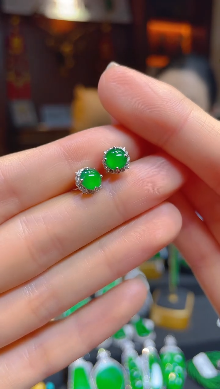 【闪购商品】翡翠耳饰18K金镶嵌112412天然A货翡翠耳钉