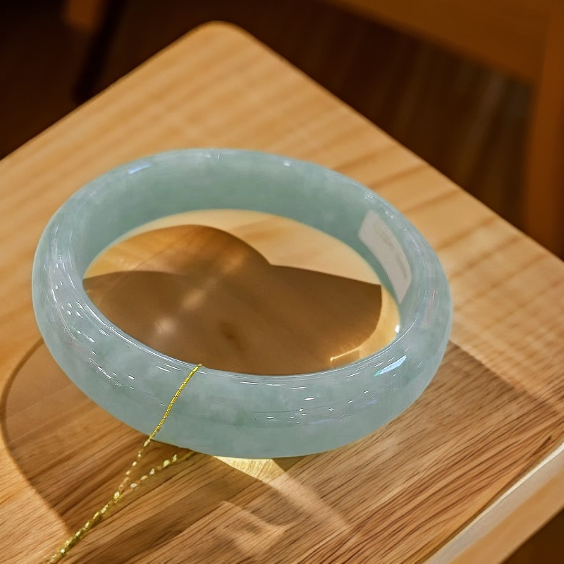 57.2圈口 缅甸翡翠A货   翡翠玉镯 多样性 拍一发一