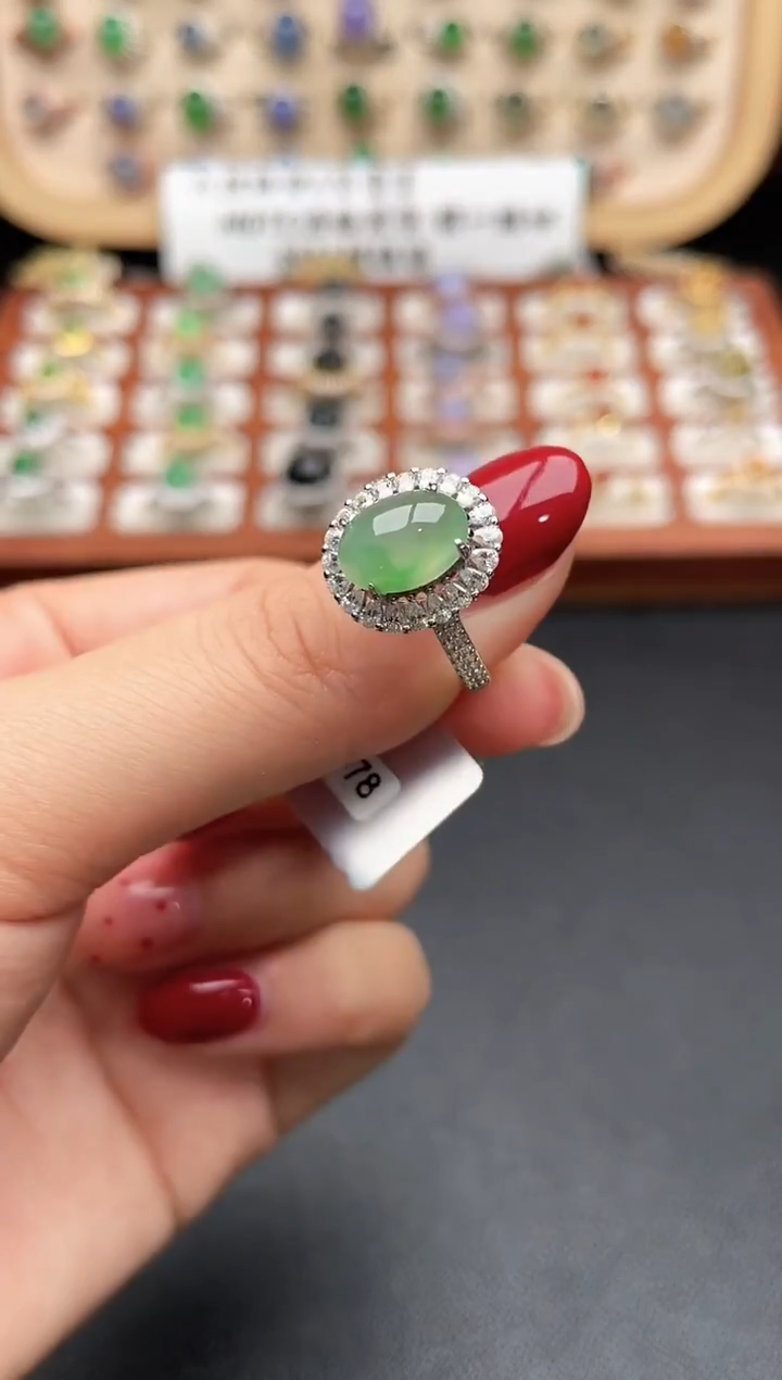 银S925镶嵌戒指翡翠一物一证一礼盒