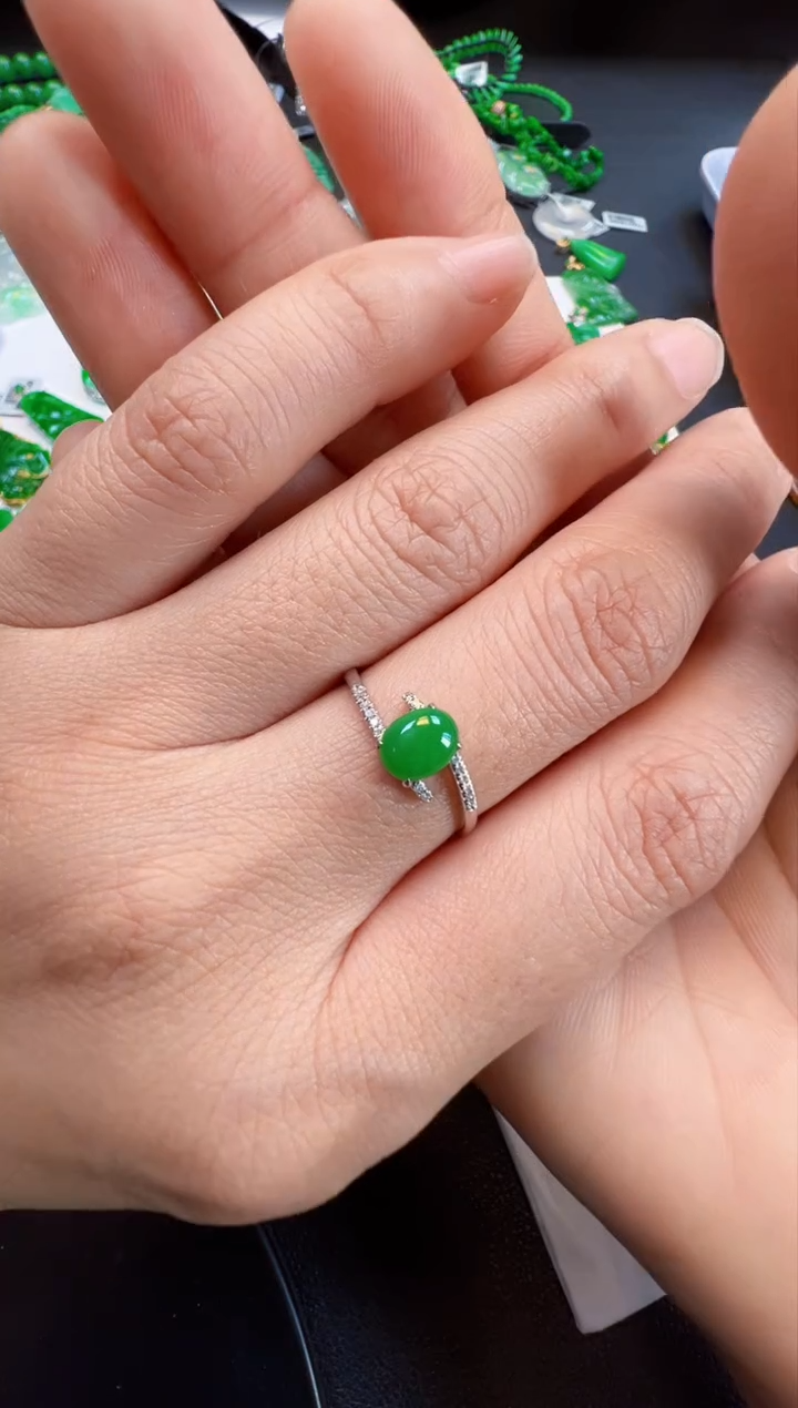 【闪购商品】翡翠戒指18K金镶嵌3500元