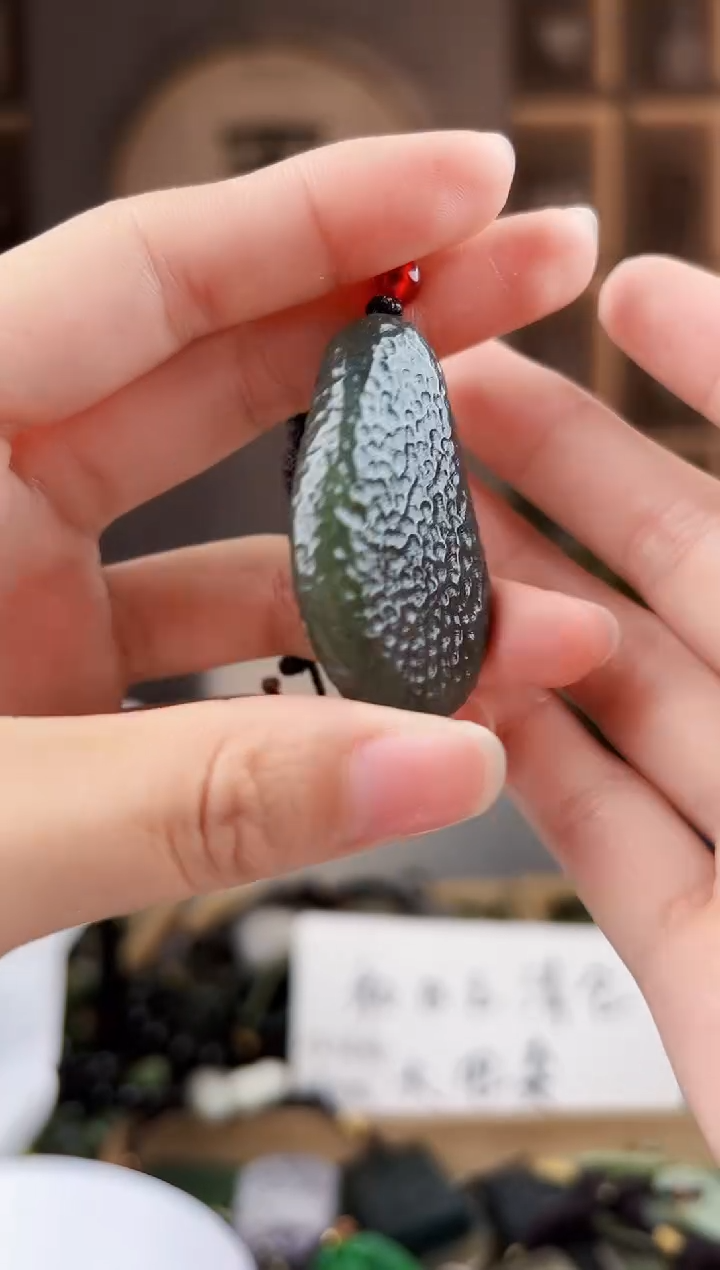 颈饰未镶嵌和田玉拍一发一，多样性发货