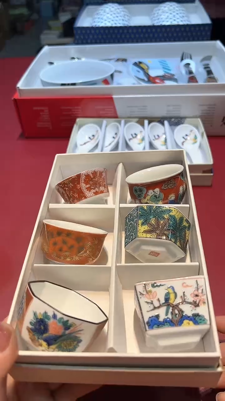 【闪购商品】瓷片锅碗瓢盆一件不剩