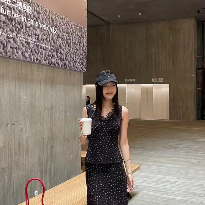 ALO Yoga Performance Eclipse Visor 帆布 空顶遮阳帽