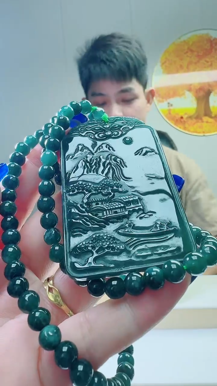 颈饰未镶嵌翡翠天然A货翡翠  多样性随机发其一       