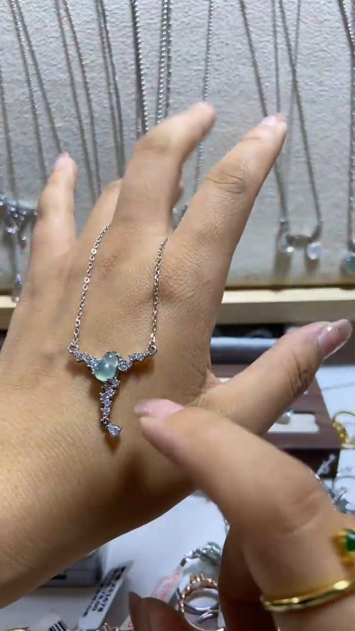 【闪购商品】翡翠戒指银S925镶嵌缅甸天然a货翡翠项链