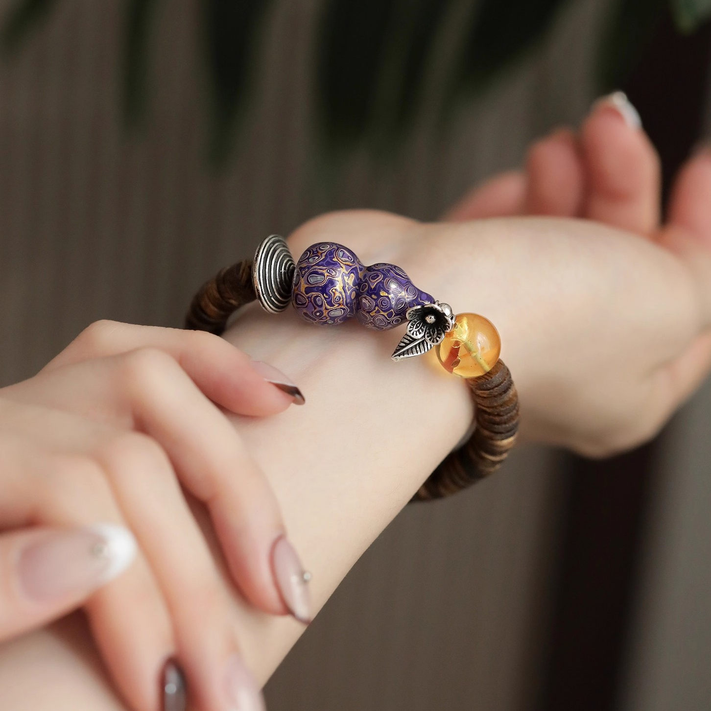 925银木质手链 S12327 紫色大漆葫芦花朵飞碟桶珠香香片弹力手链