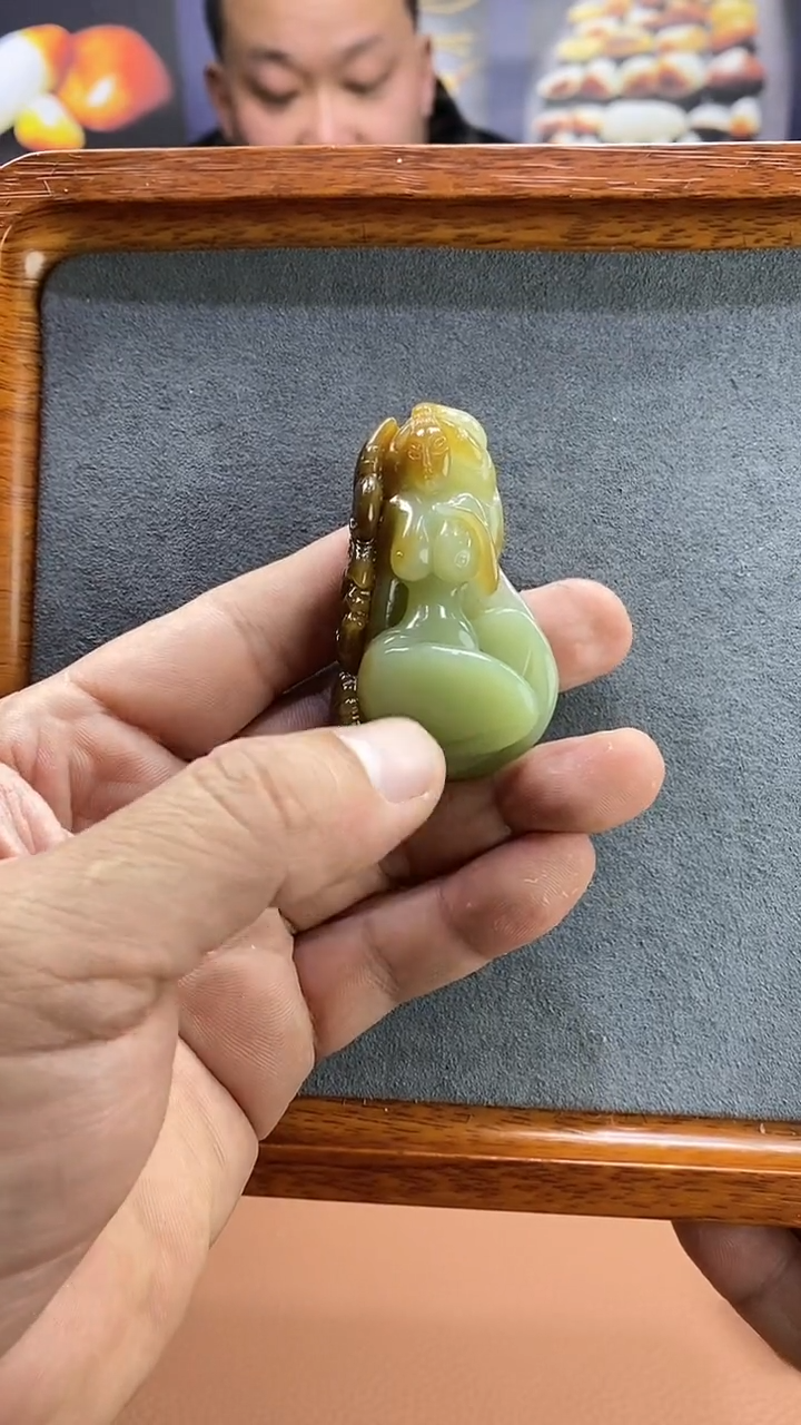 【闪购商品】和田玉（糖玉）吊坠(不含链)未镶嵌精品和田玉玉美人