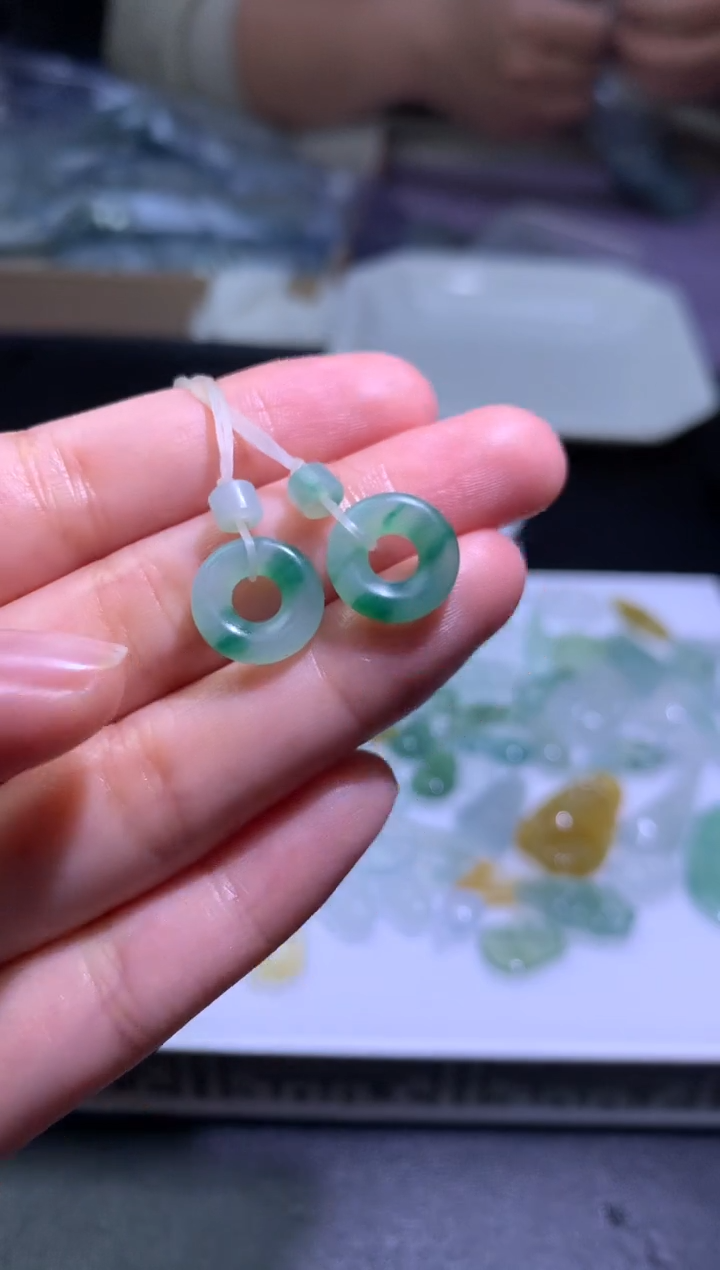 【闪购商品】定制翡翠未镶嵌毛货