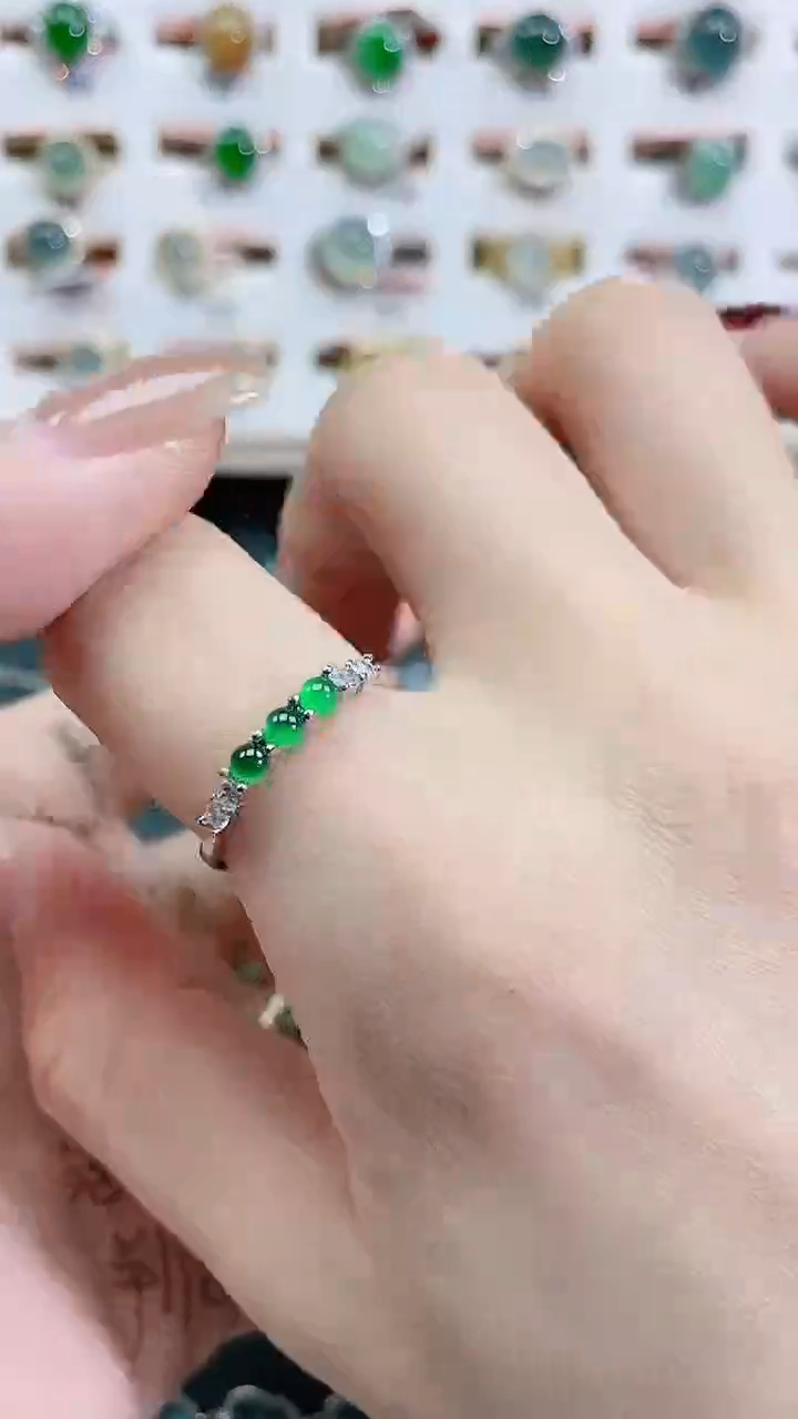 银S925镶嵌戒指翡翠 天然翡翠