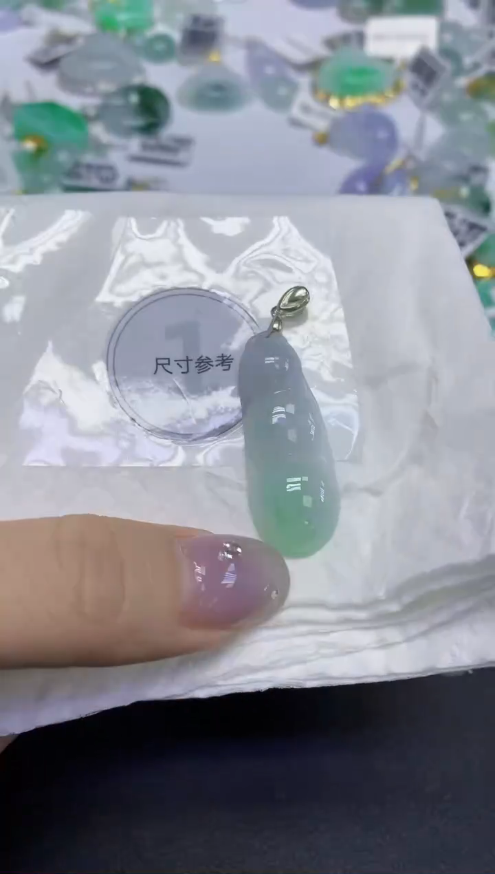 颈饰未镶嵌翡翠天然缅甸翡翠A货百元以上9元证书费自理