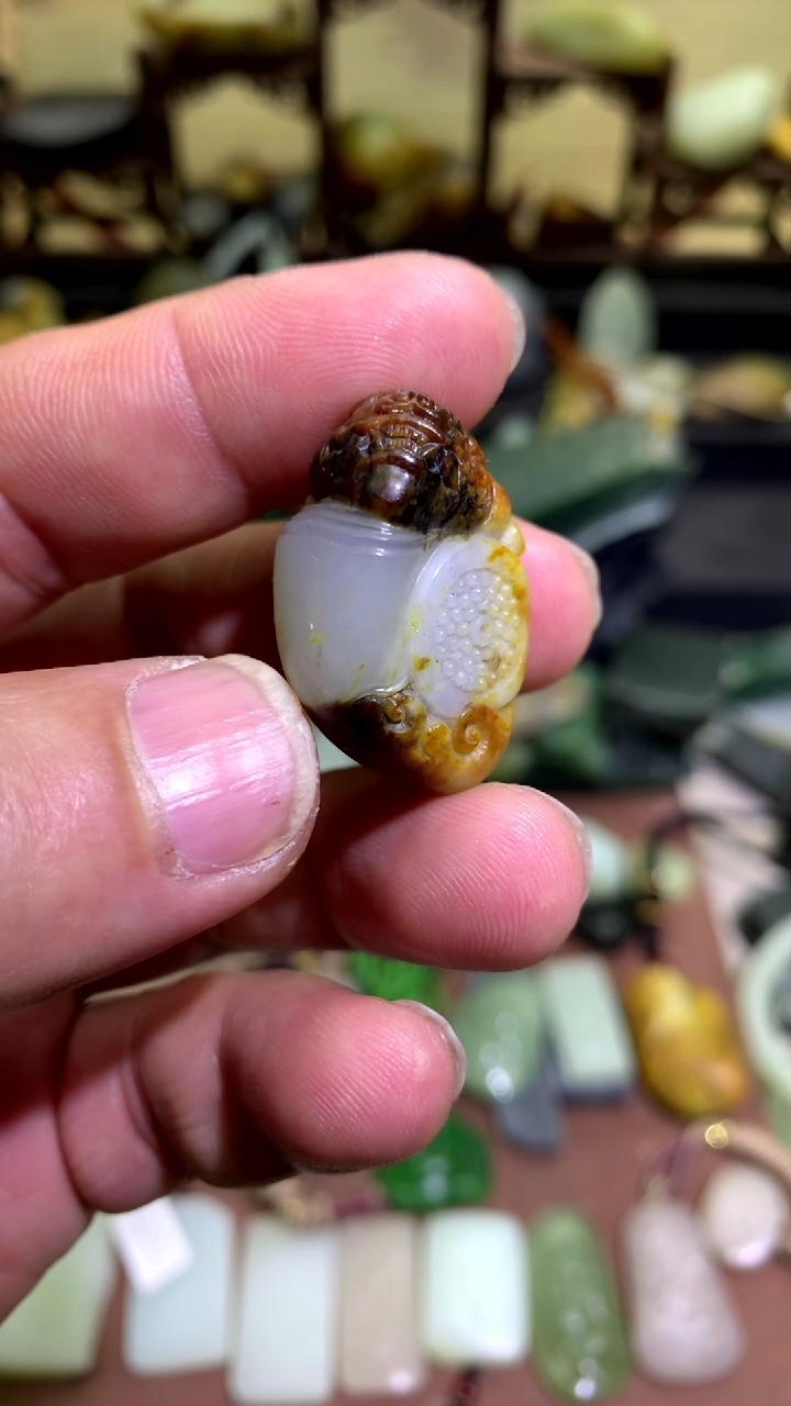 【闪购商品】和田玉颈饰未镶嵌子料貔貅