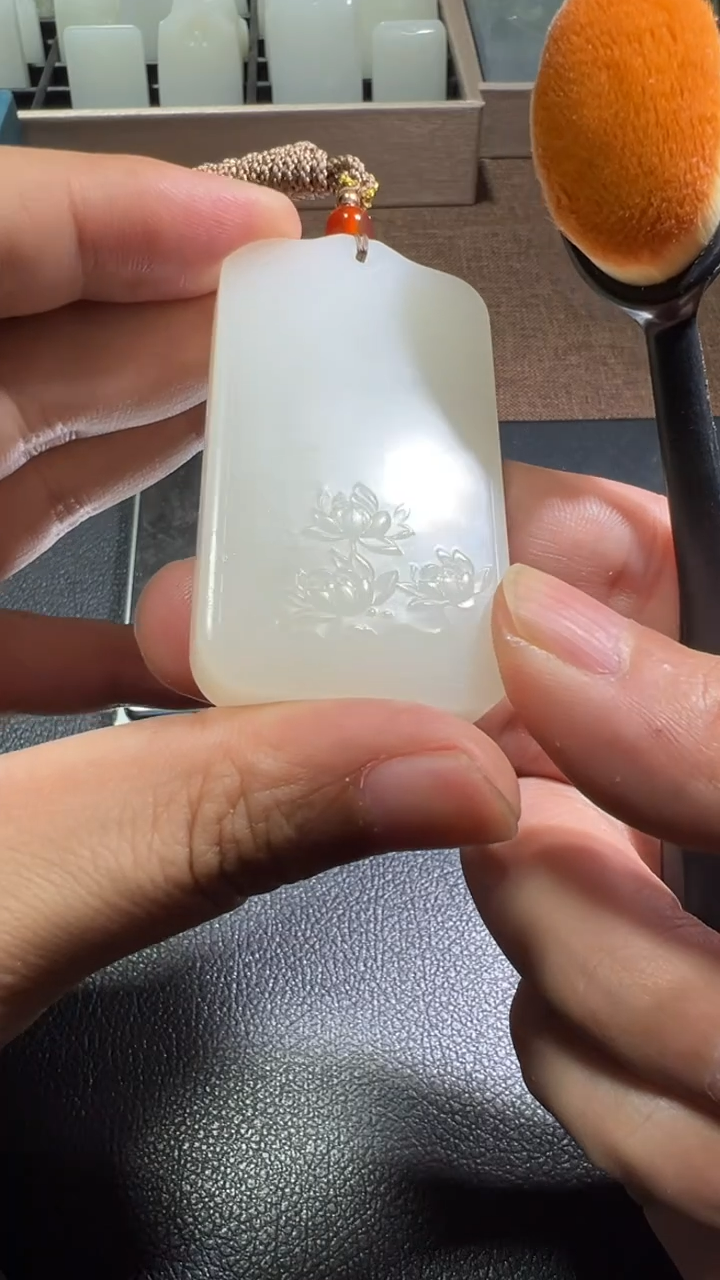 铁合金树脂观音雕刻挂件