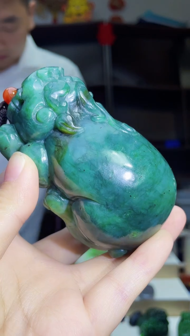 和田玉未镶嵌颈饰1