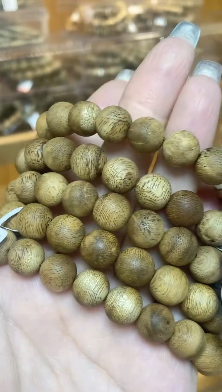 【闪购商品】沉香手串菩萨棋圆珠单圈1.1多样性发其一