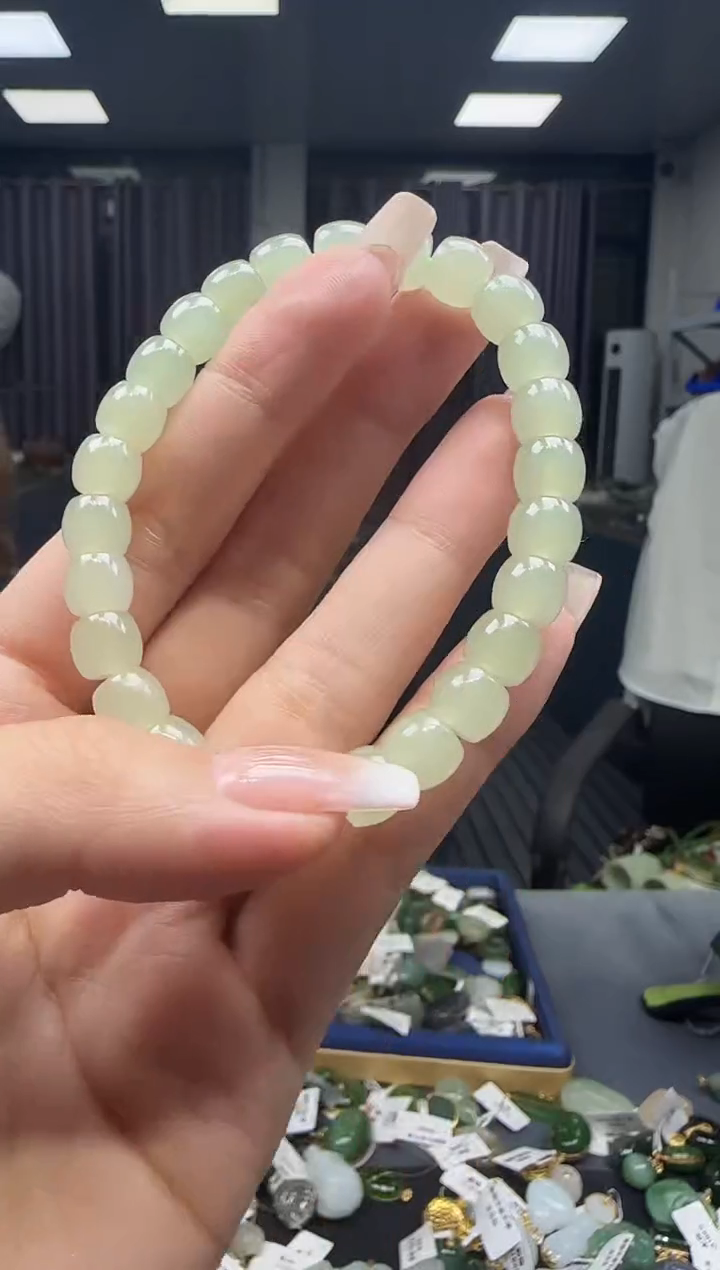 手串未镶嵌和田玉1