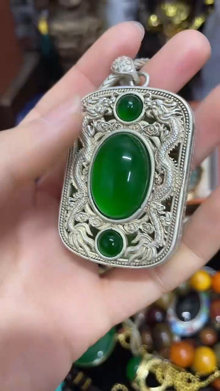 【闪购商品】摆件主播推荐如图所示