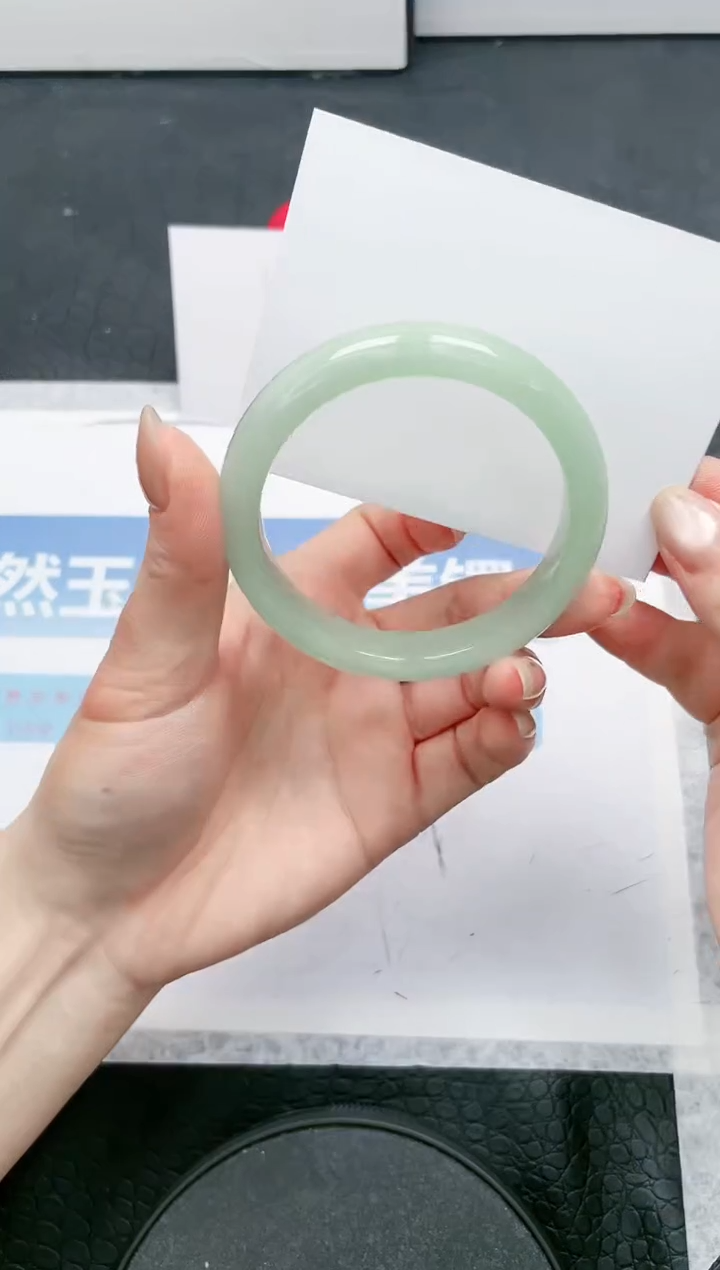 【闪购商品】石英质玉手镯未镶嵌193-56