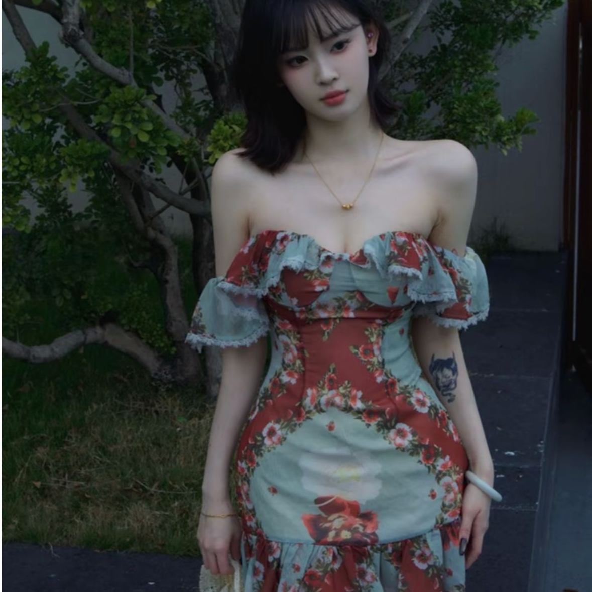 【9225】夏季高级感显瘦遮肉碎花连衣裙