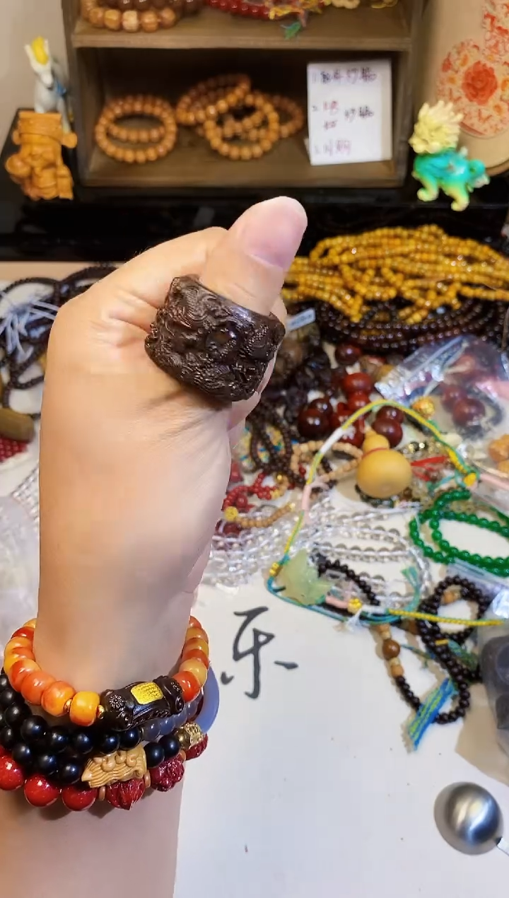 【闪购商品】非洲檀香把件沉扳指
