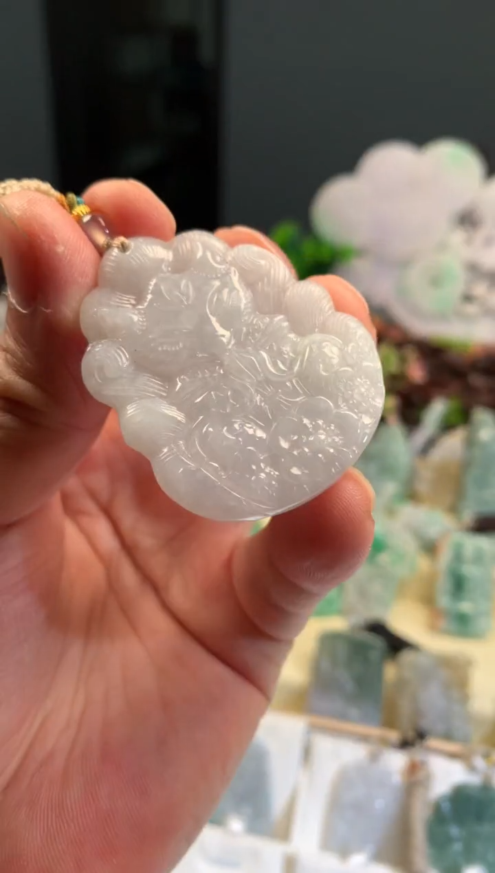 【闪购商品】翡翠颈饰未镶嵌03/07/127