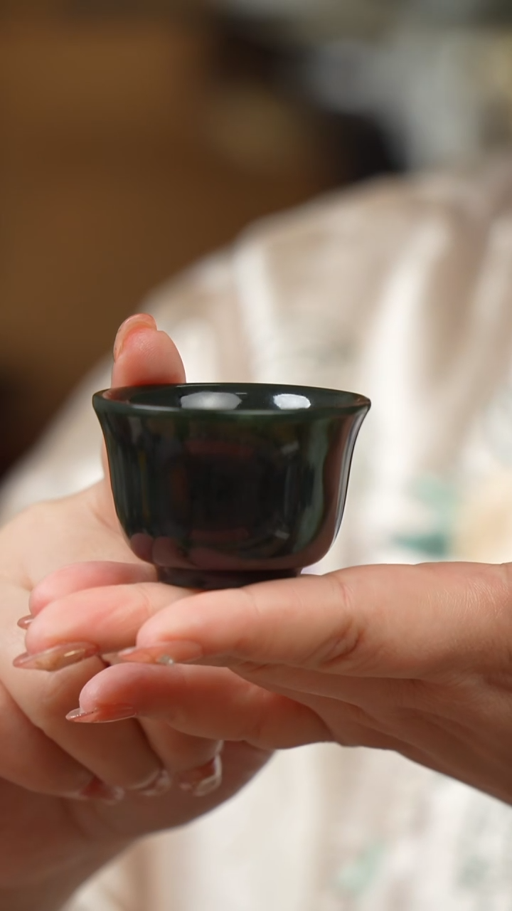 未镶嵌和田玉把件茶杯（多样性发货）