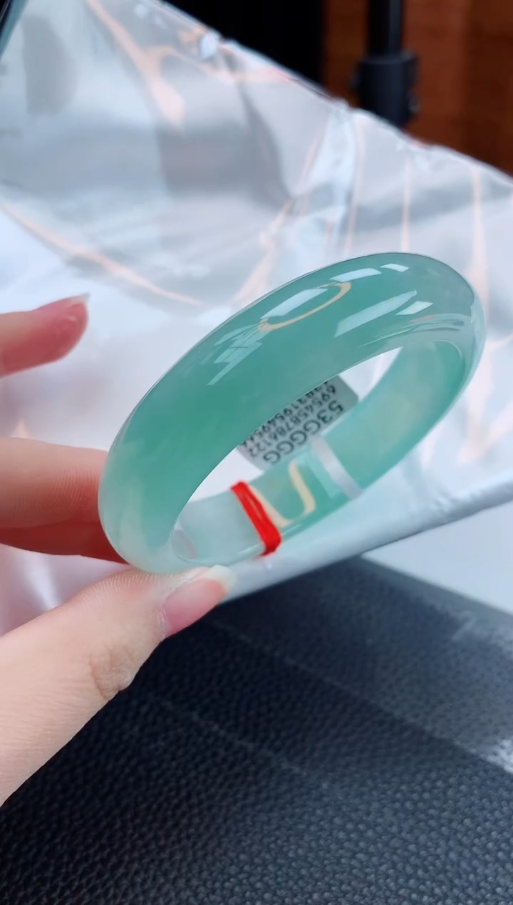 【闪购商品】翡翠手镯未镶嵌缅甸天然翡翠A货手镯