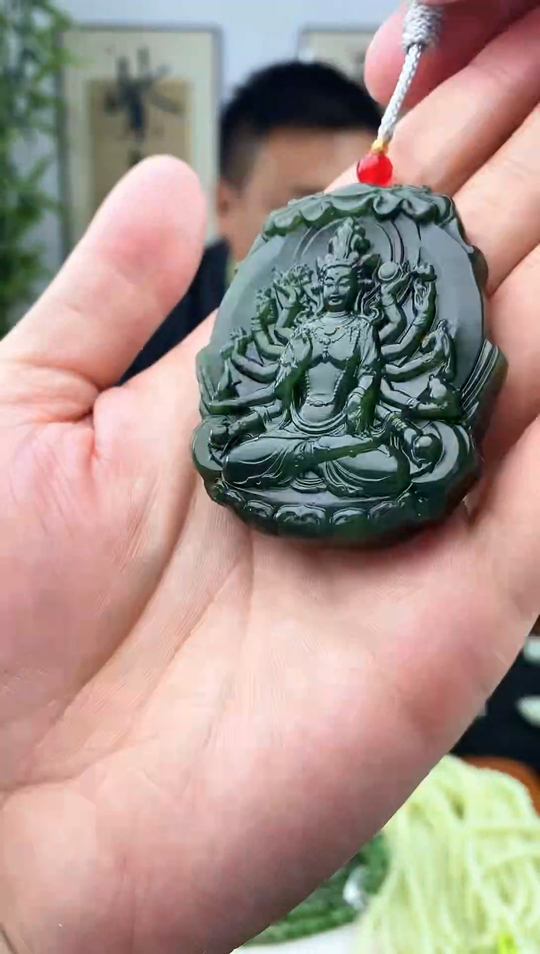 和田玉未镶嵌颈饰1