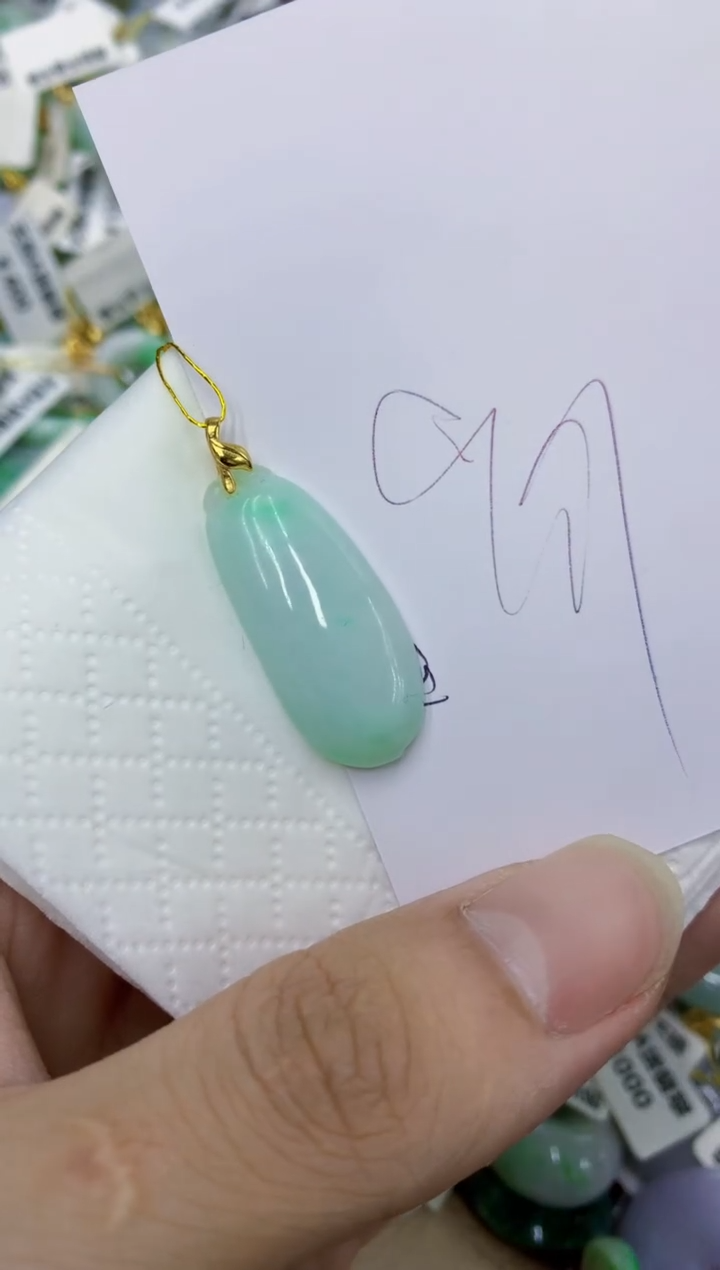 颈饰未镶嵌翡翠11111111111