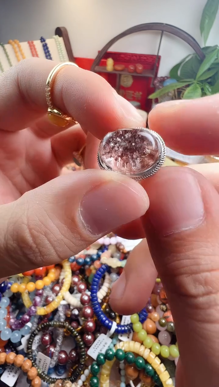 水晶摆件未镶嵌咕***。一物一件）000609