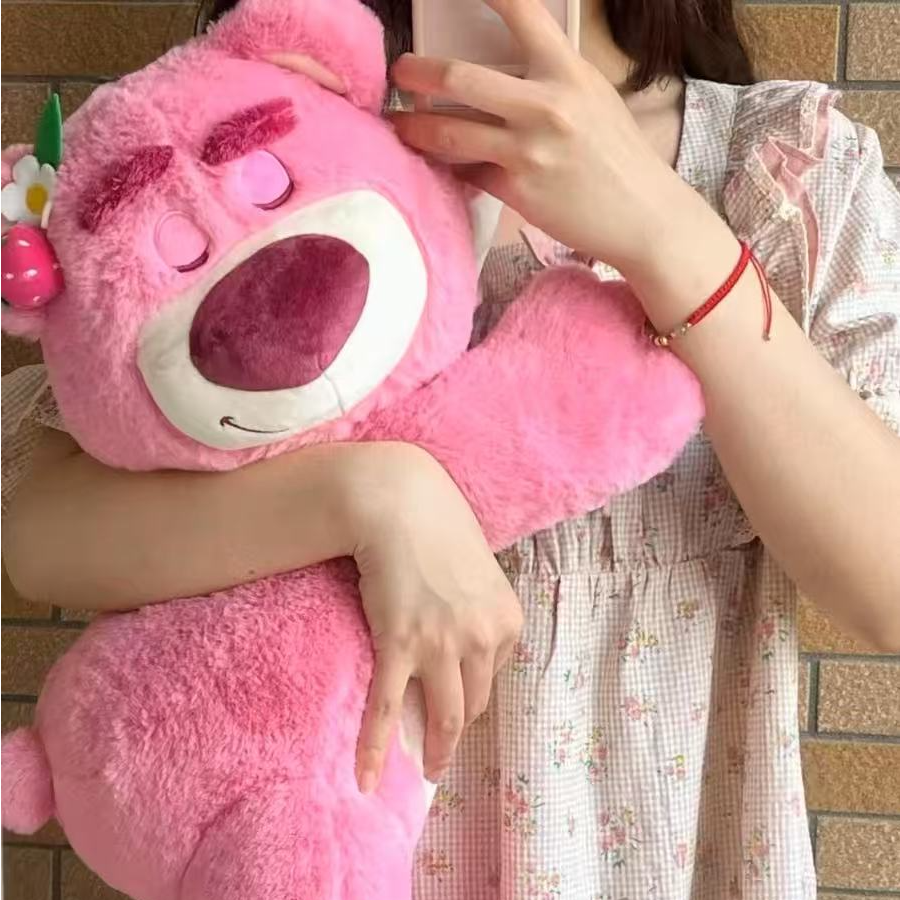 粉色趴款草莓熊毛绒玩具倒霉熊可爱抱枕靠垫送女友生日 50cm左右