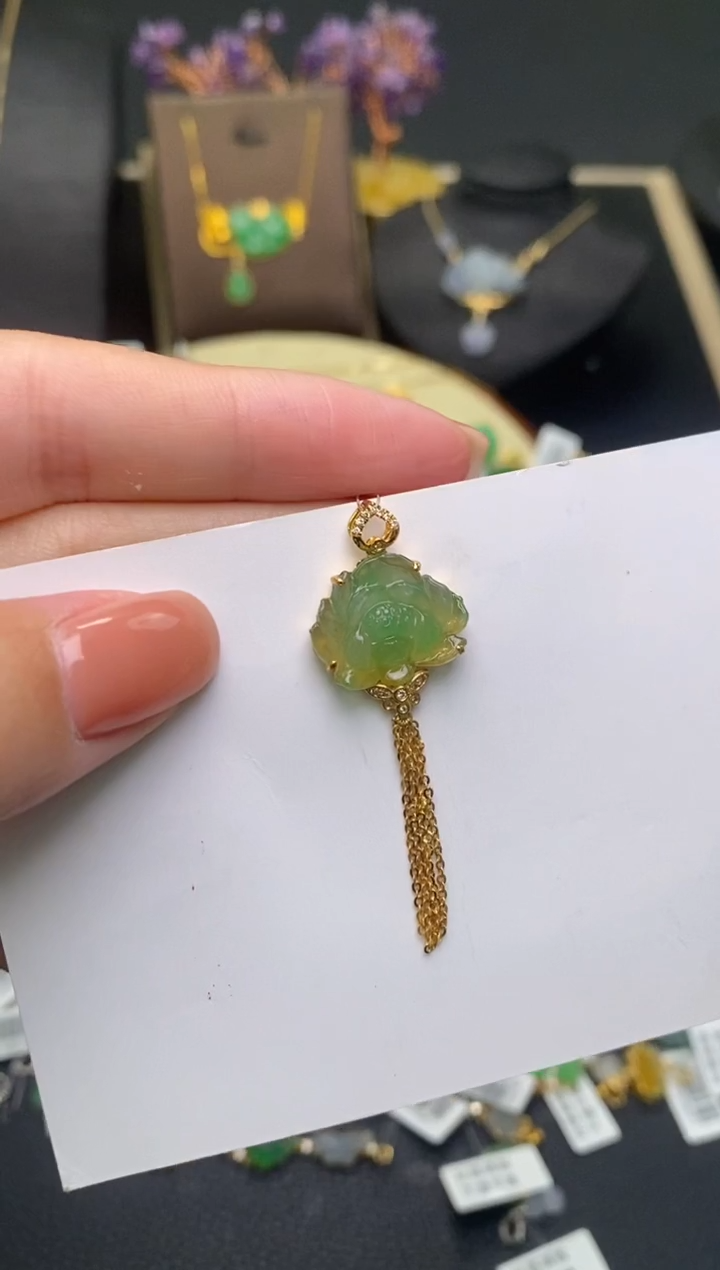 【闪购商品】翡翠18K金镶嵌颈饰净货17361