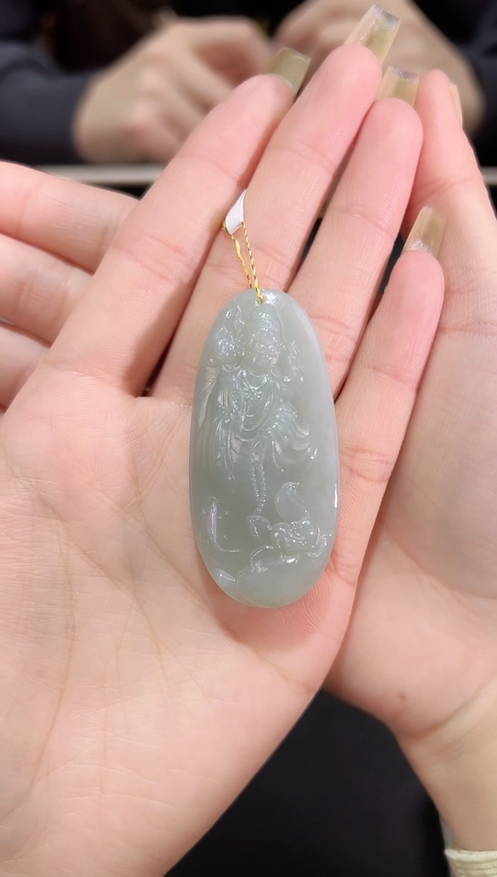 【闪购商品】和田玉吊坠(不含链)未镶嵌且末料观音2501001