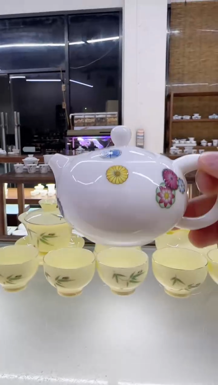 【闪购商品】瓷片言泥言泥言泥@YN054